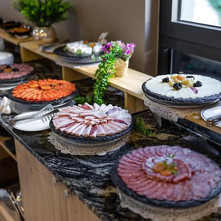 N Hotel Sutomore Dış mekan fotoğraf