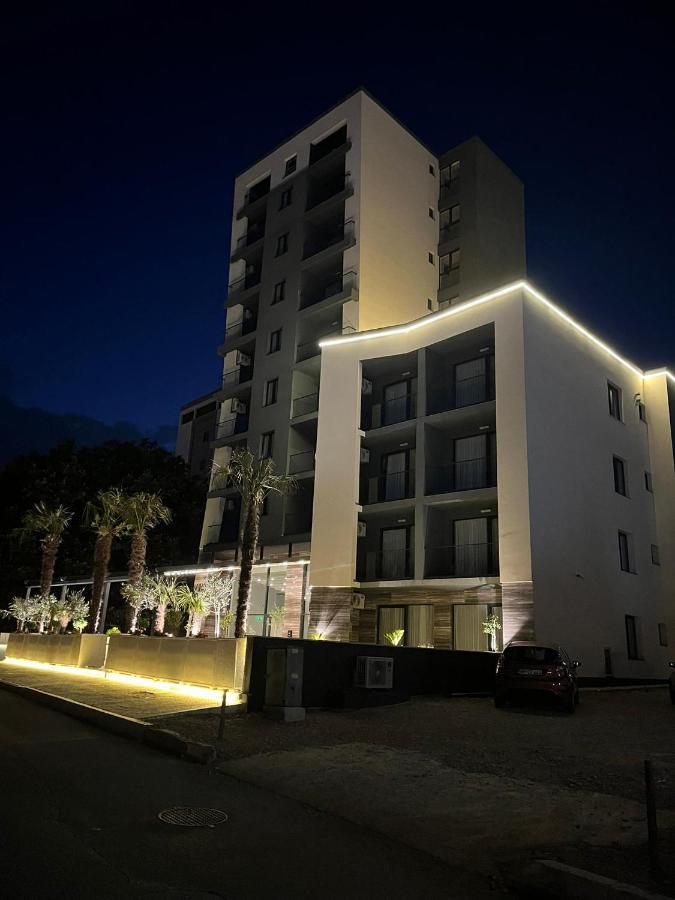N Hotel Sutomore Dış mekan fotoğraf